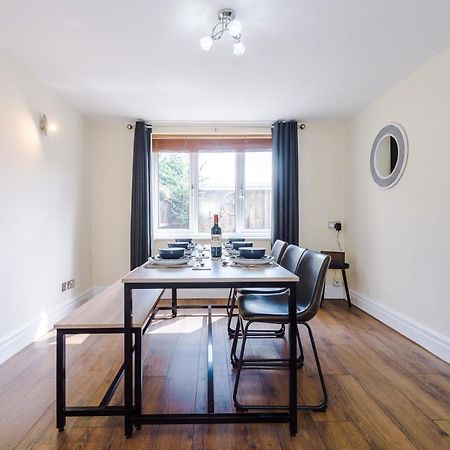 Charming 3-Bed Cottage In Chester, Ideal For Families & Workers, Free Parking - Sleeps 7 Dış mekan fotoğraf