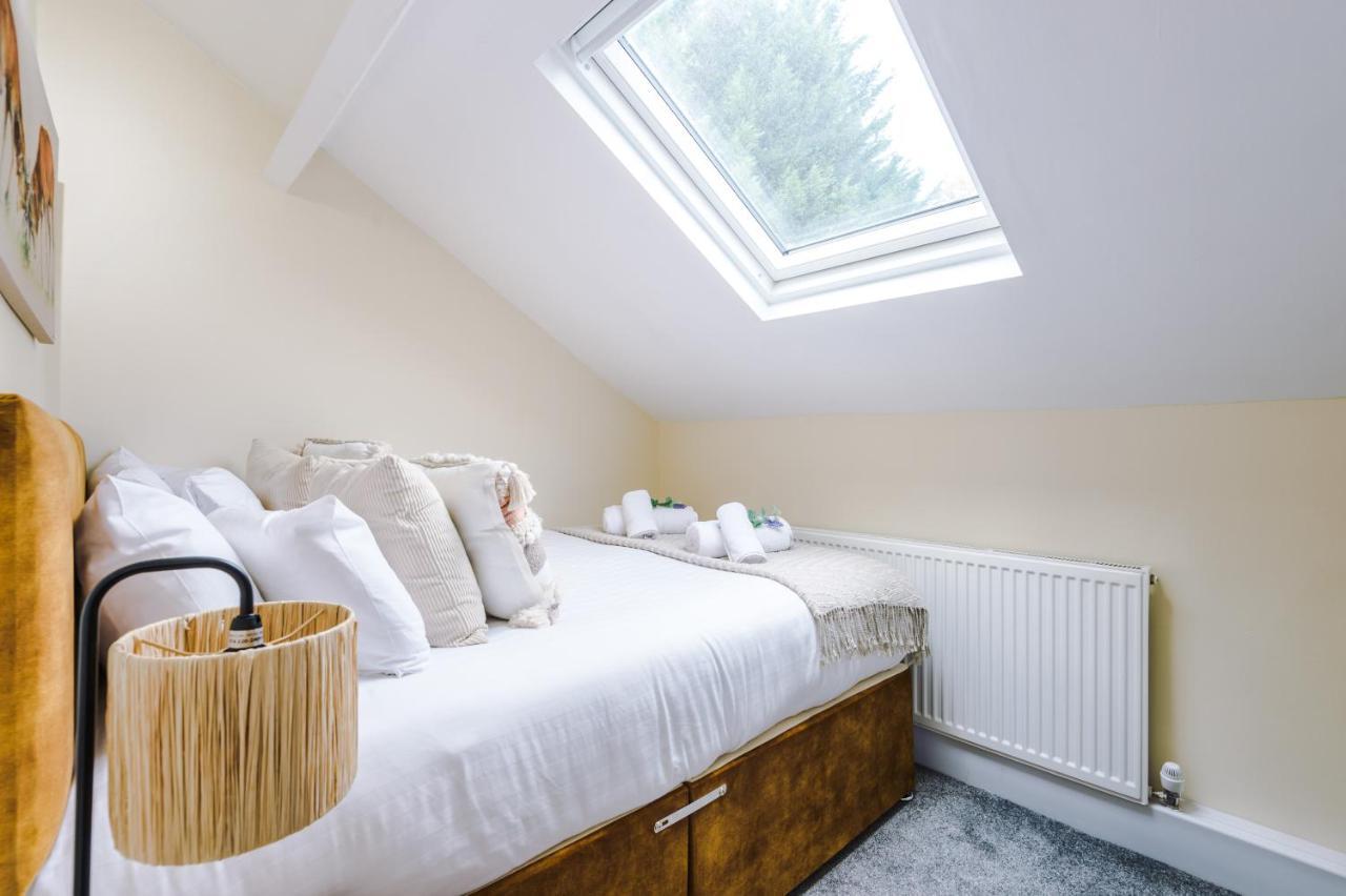 Charming 3-Bed Cottage In Chester, Ideal For Families & Workers, Free Parking - Sleeps 7 Dış mekan fotoğraf