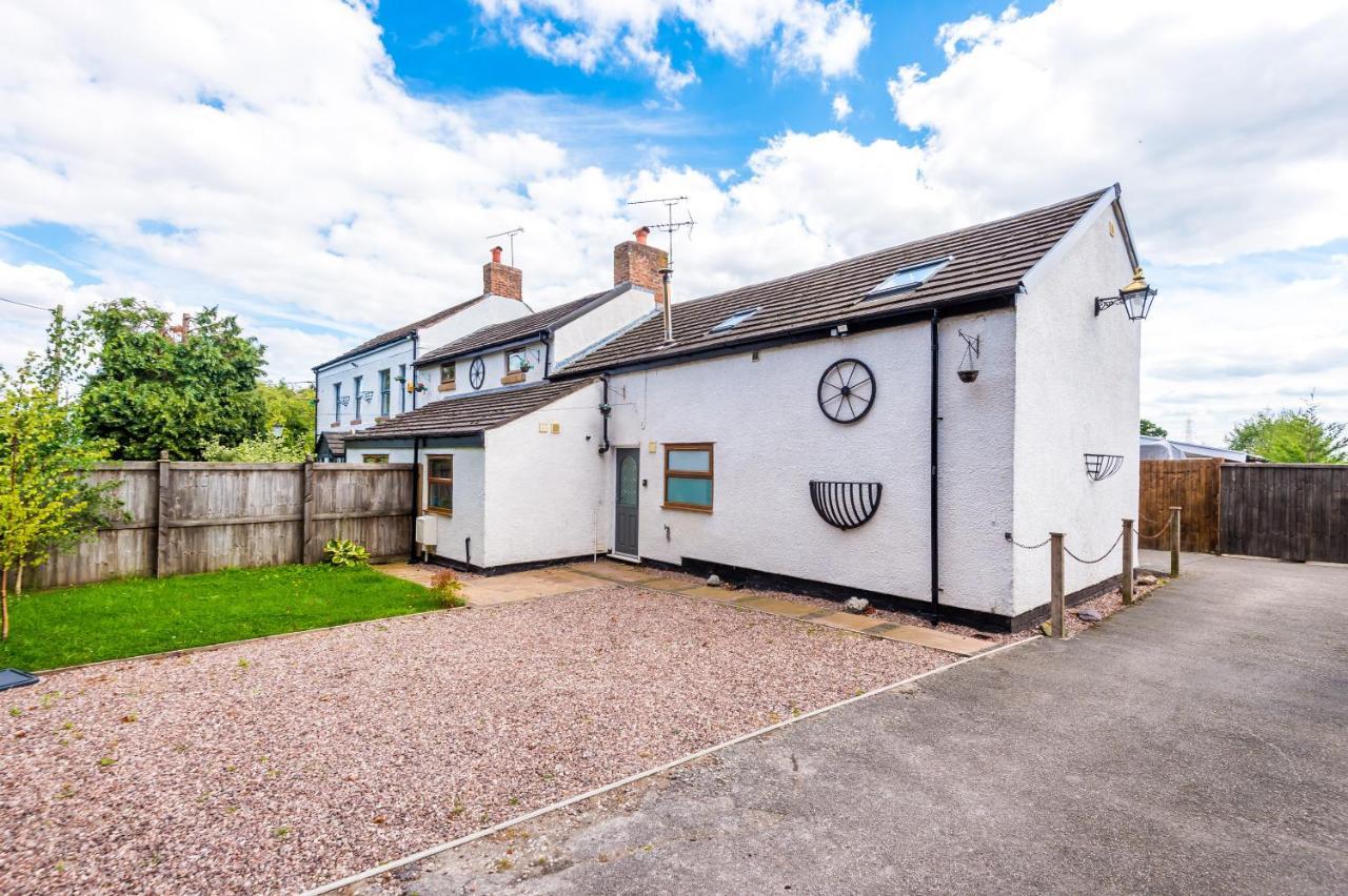 Charming 3-Bed Cottage In Chester, Ideal For Families & Workers, Free Parking - Sleeps 7 Dış mekan fotoğraf