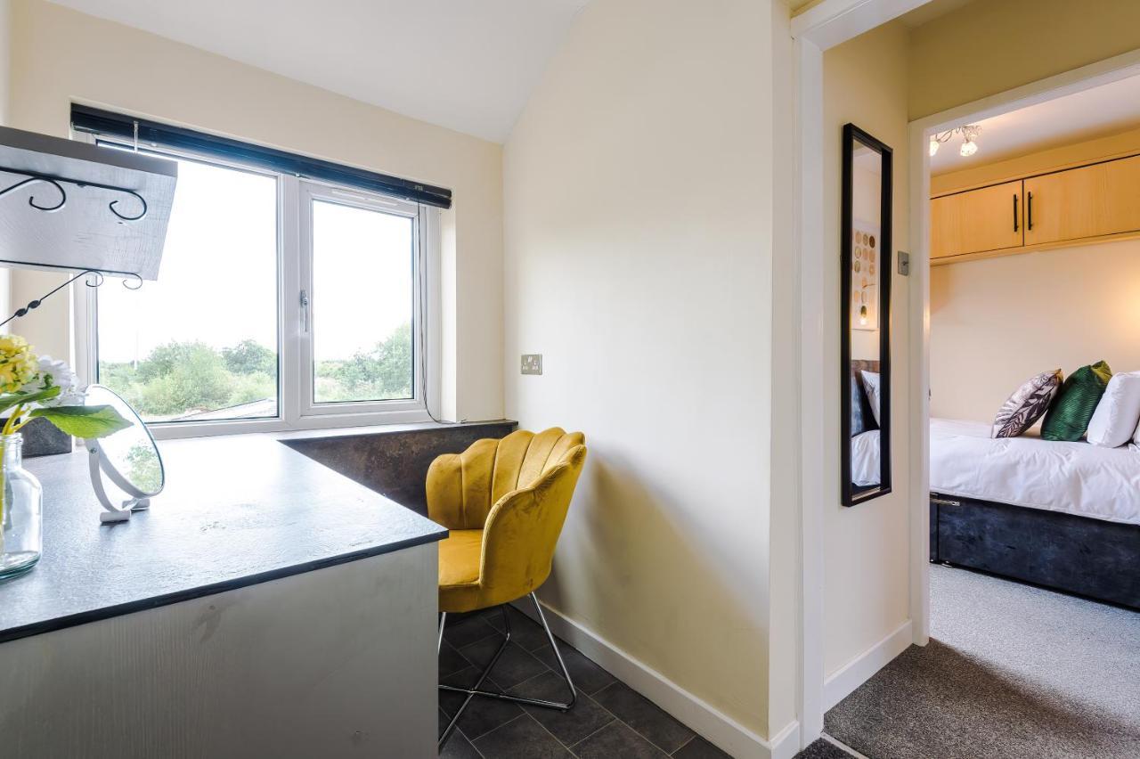 Charming 3-Bed Cottage In Chester, Ideal For Families & Workers, Free Parking - Sleeps 7 Dış mekan fotoğraf