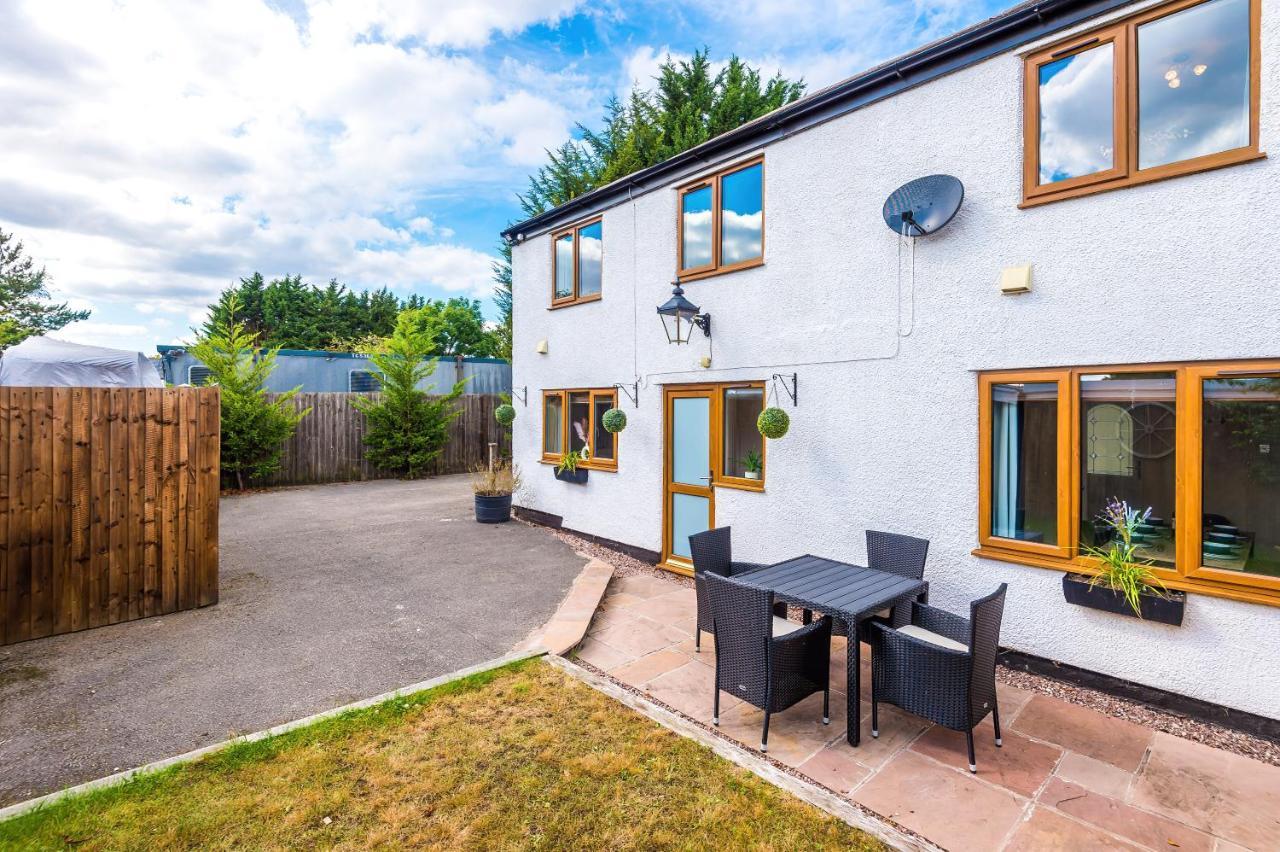 Charming 3-Bed Cottage In Chester, Ideal For Families & Workers, Free Parking - Sleeps 7 Dış mekan fotoğraf