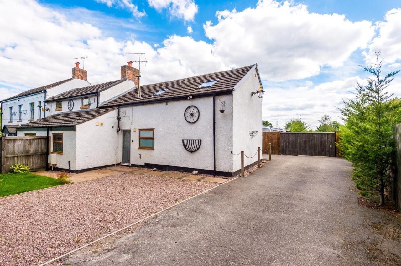 Charming 3-Bed Cottage In Chester, Ideal For Families & Workers, Free Parking - Sleeps 7 Dış mekan fotoğraf