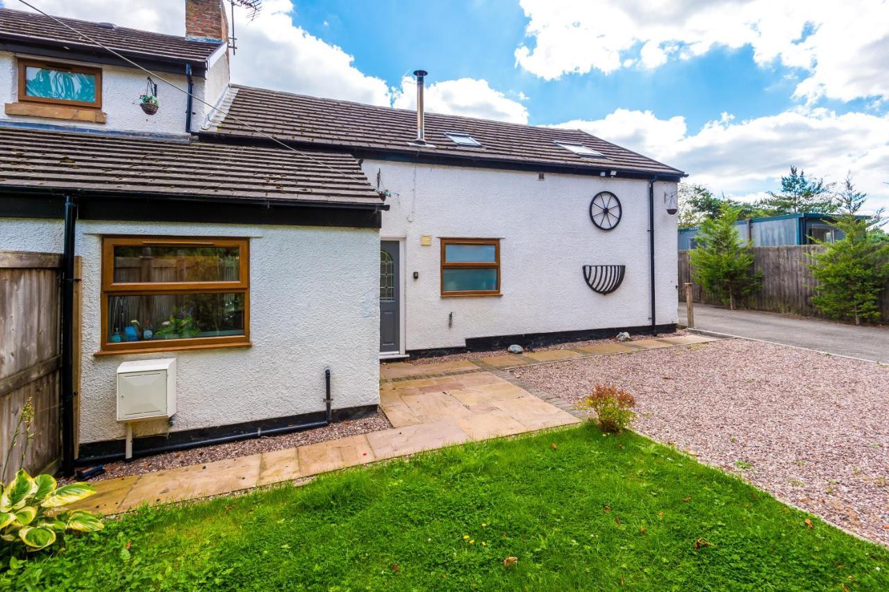 Charming 3-Bed Cottage In Chester, Ideal For Families & Workers, Free Parking - Sleeps 7 Dış mekan fotoğraf
